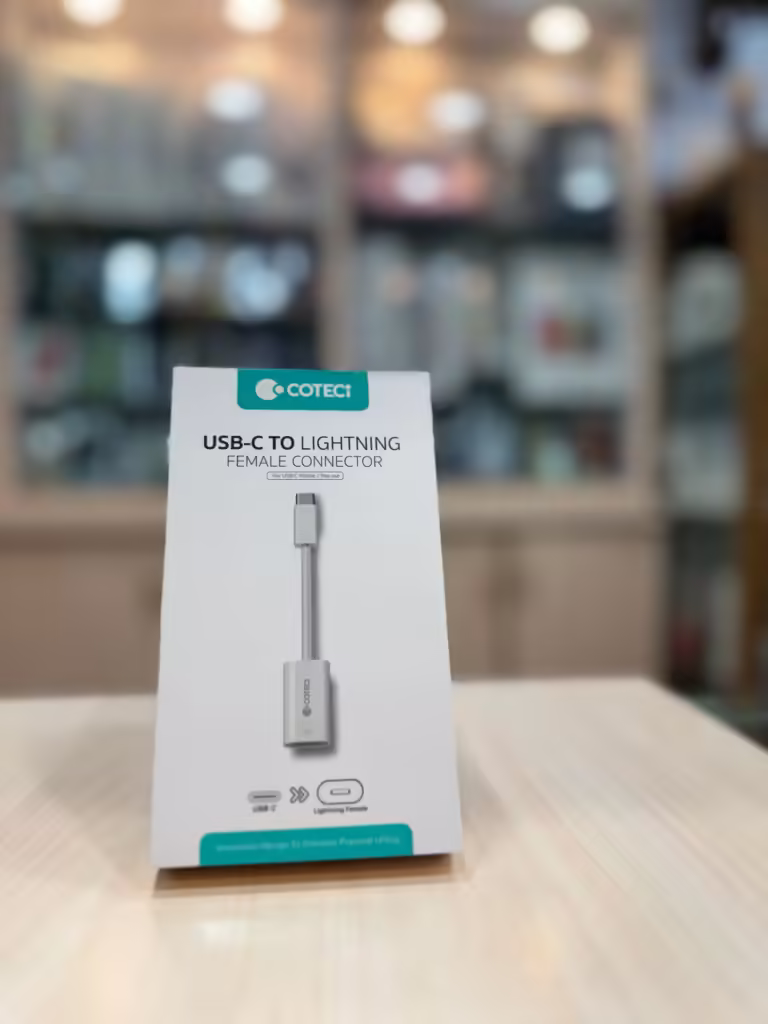 Icare Store usb c to lightenning converter in icaredurbarmarg